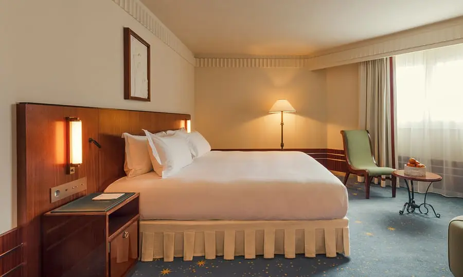 Hôtel des Grands Voyageurs 9