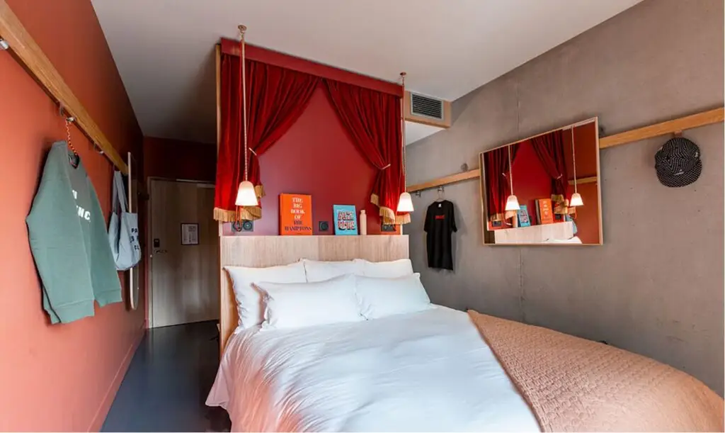 Mob Hotel - Lyon Confluence 4