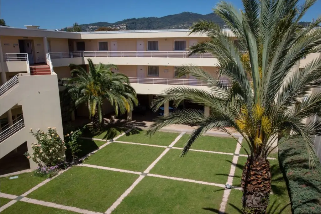 Mercure Cannes Mandelieu 3