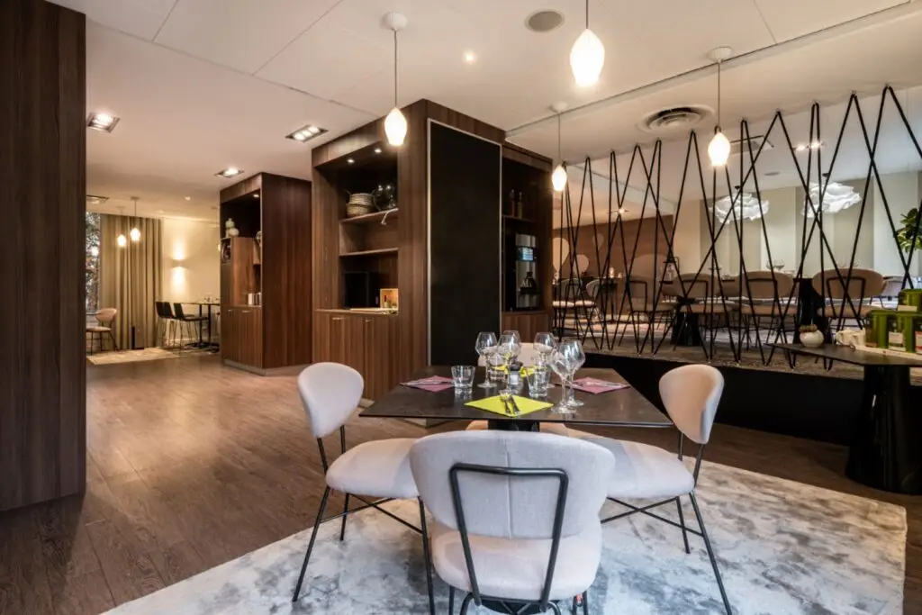 Mercure Grenoble Meylan 6