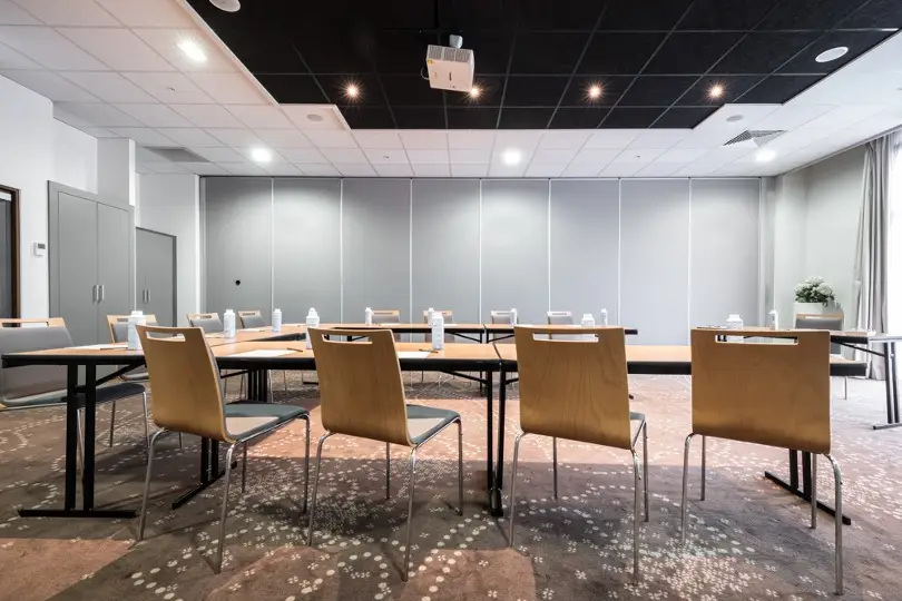 Mercure Compiègne Sud 7