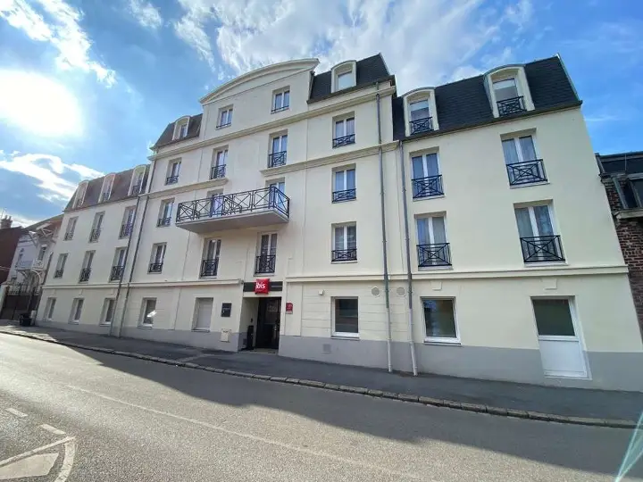 Ibis Valenciennes 6