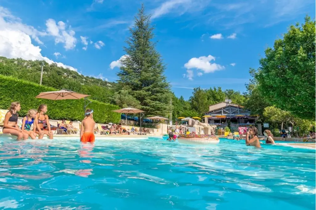 Camping le Clos de Barbey 3