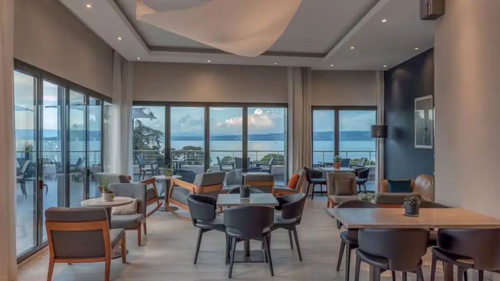 Hilton Evian-Les-Bains 7