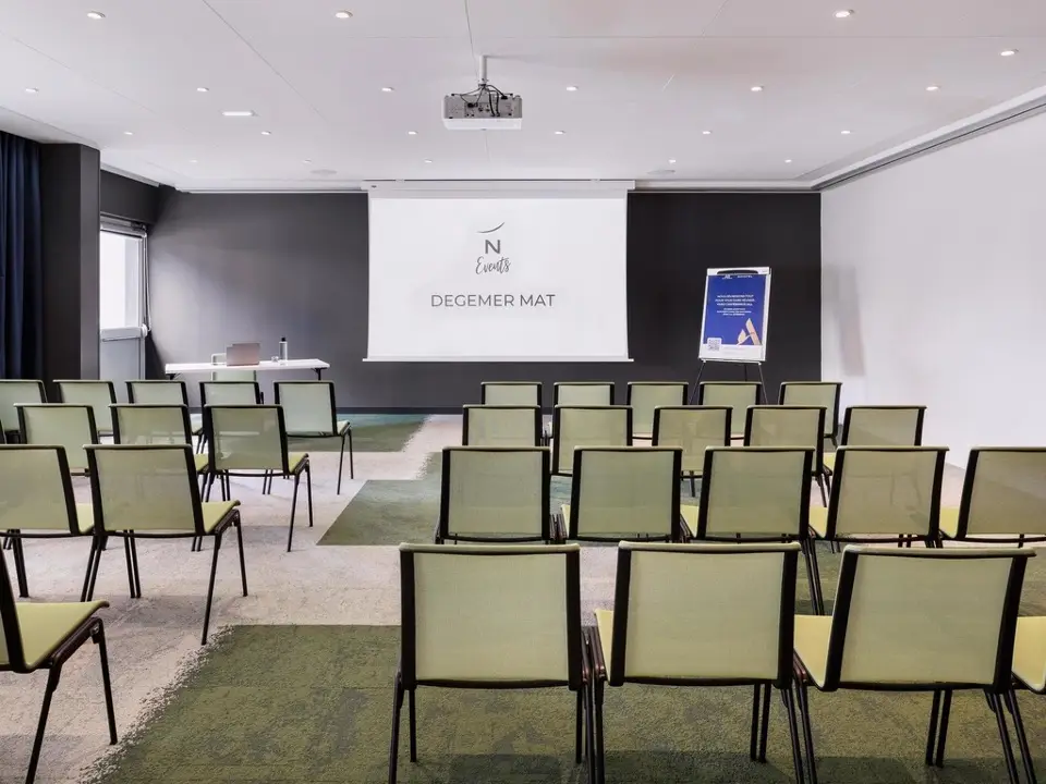 Novotel Rennes Alma 6