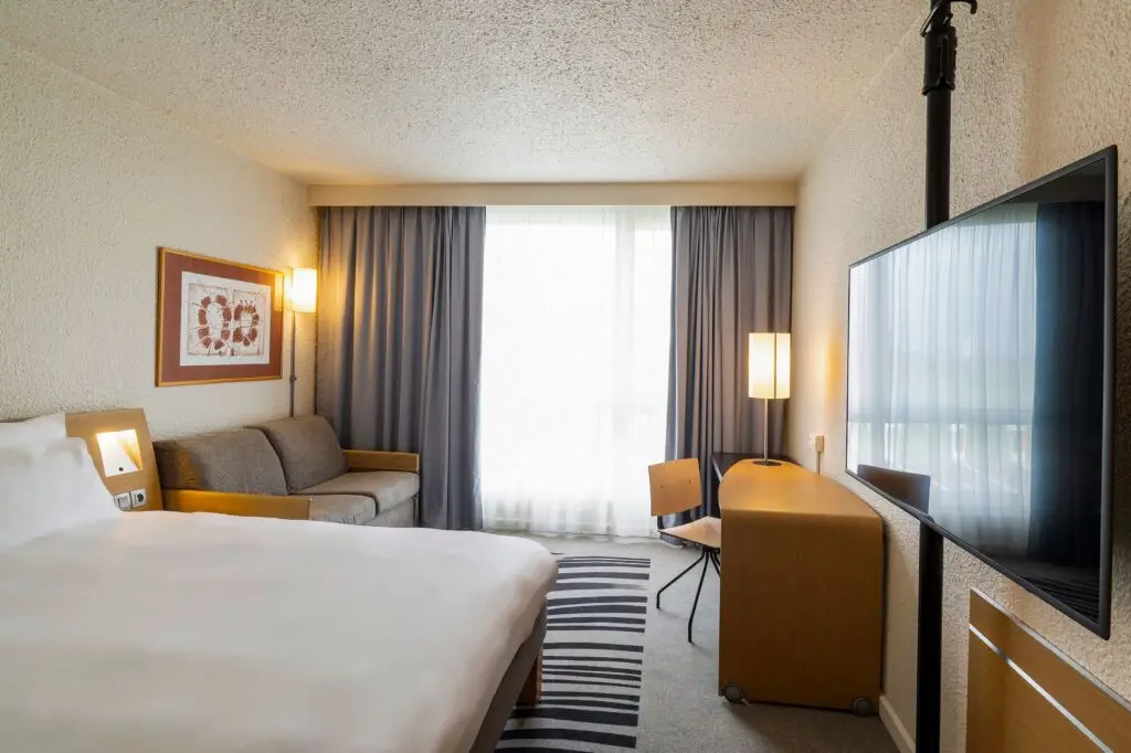 Novotel Valenciennes 7