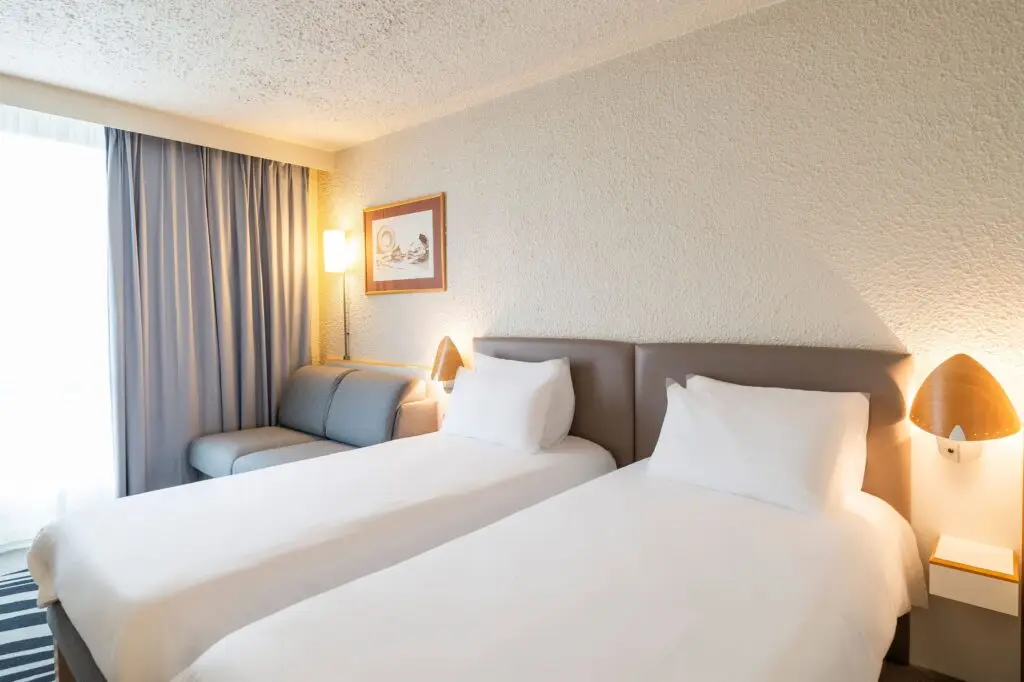 Novotel Valenciennes 9
