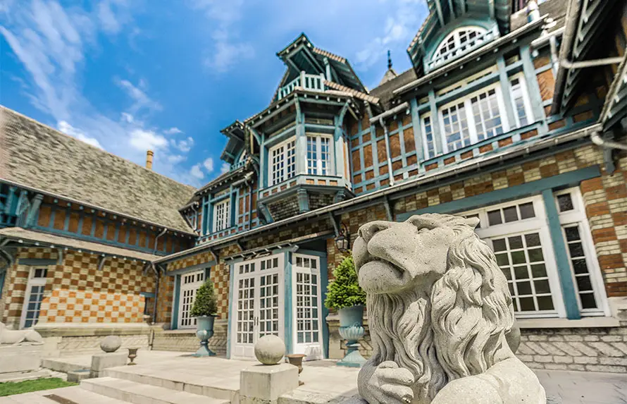 Paris Country Club 8