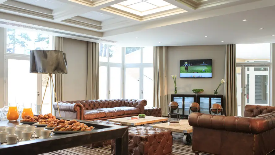Paris Country Club 11