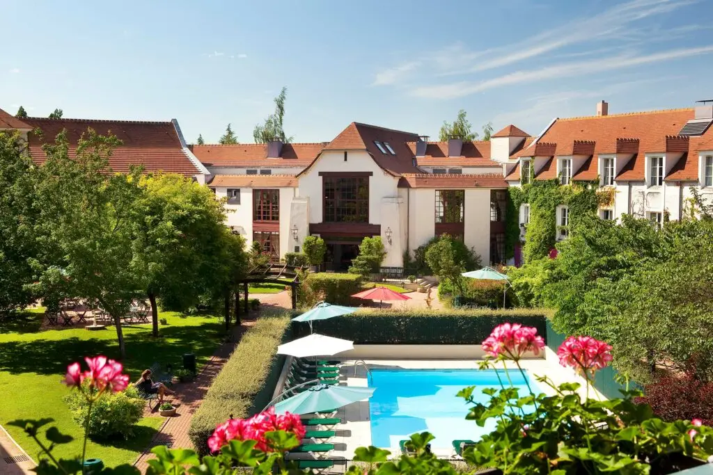 Le Manoir de Gressy 3