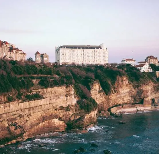Le Regina Biarritz Hôtel & Spa 5