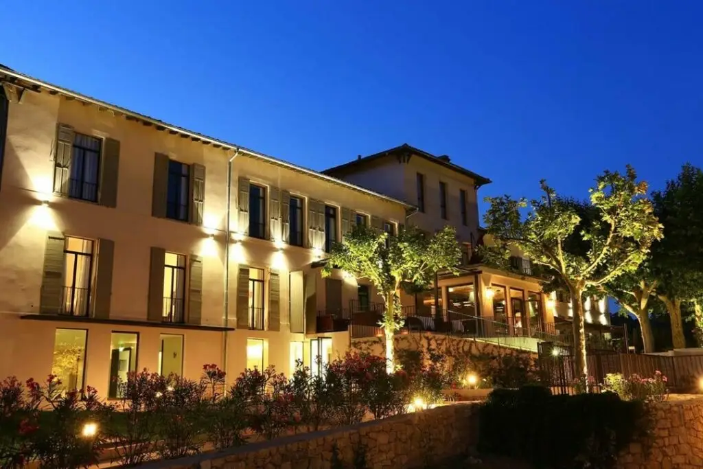 Les Lodges Sainte Victoire 7