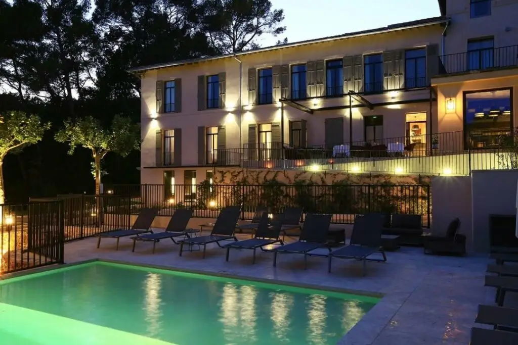 Les Lodges Sainte Victoire 8