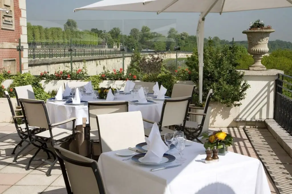 Pavillon Henri IV 6