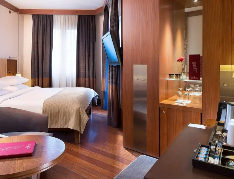 Radisson Blu Hôtel - Champs Élysées 2