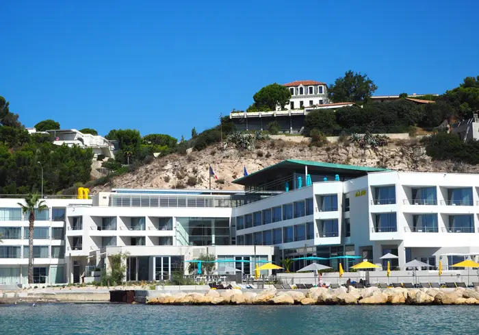 NHow Marseille 2