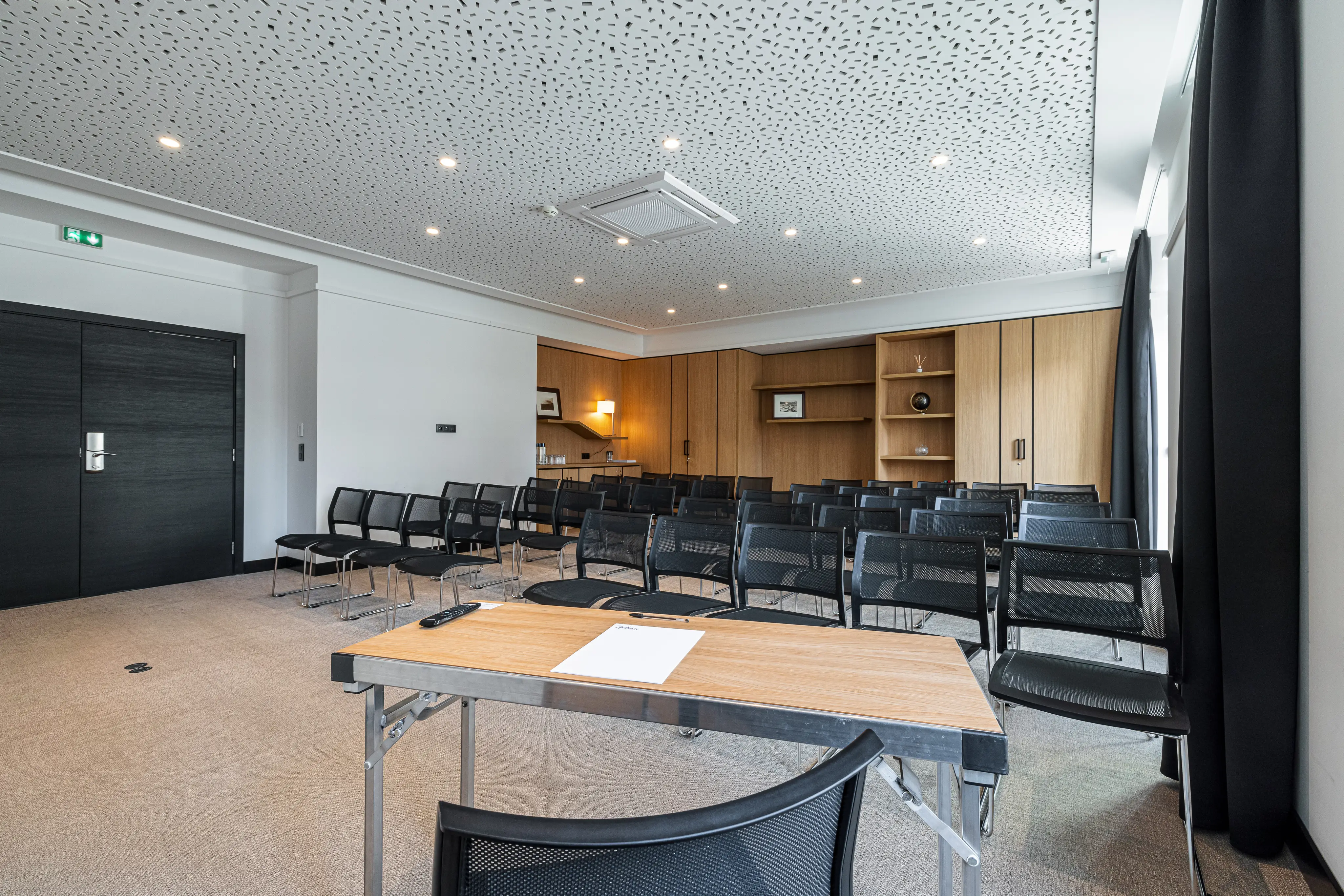 Hôtel Apollinaire Nice 2