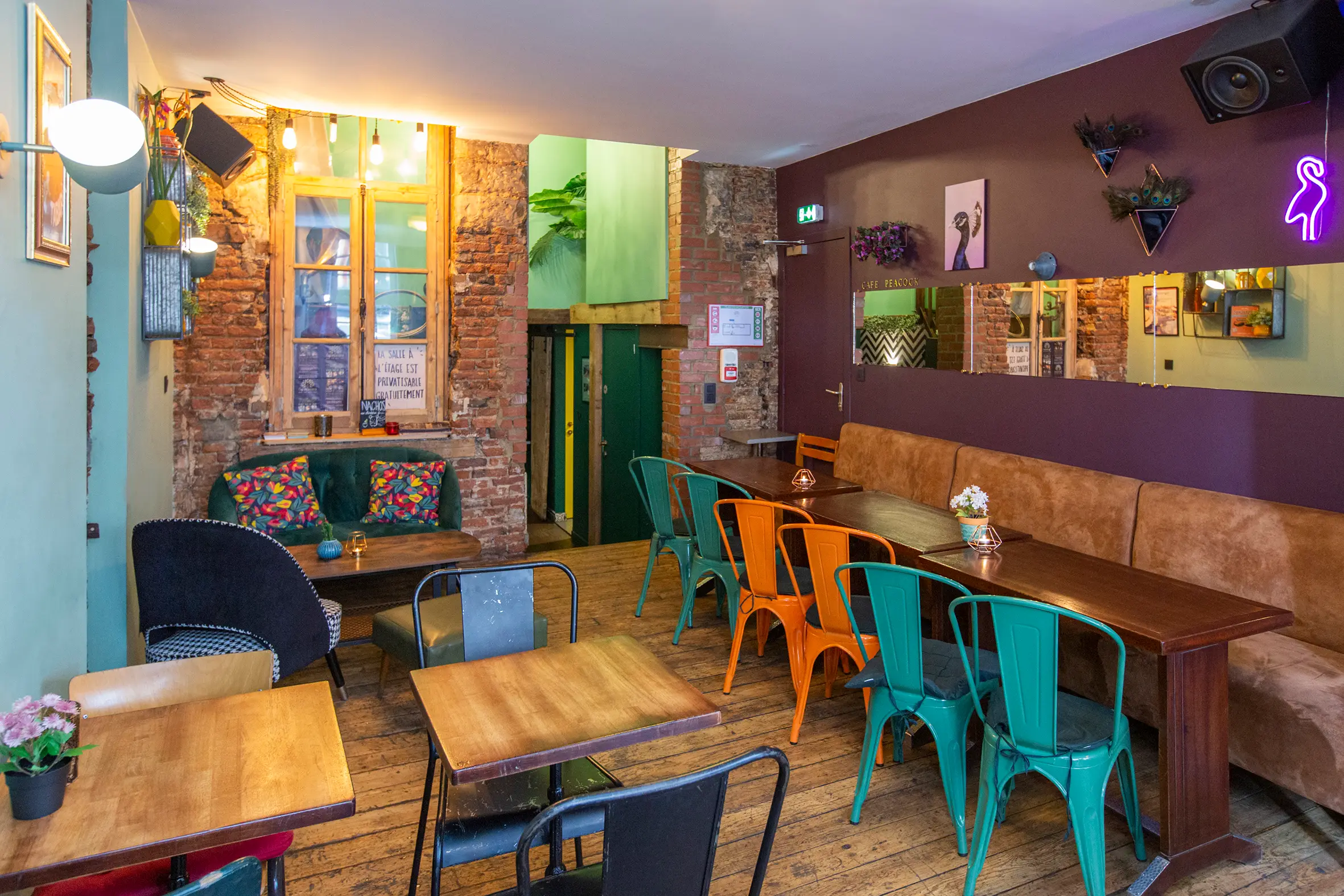 Café Peacock 4