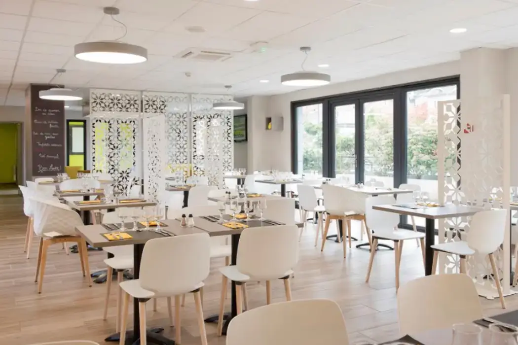 Kyriad Saint Etienne Centre 2