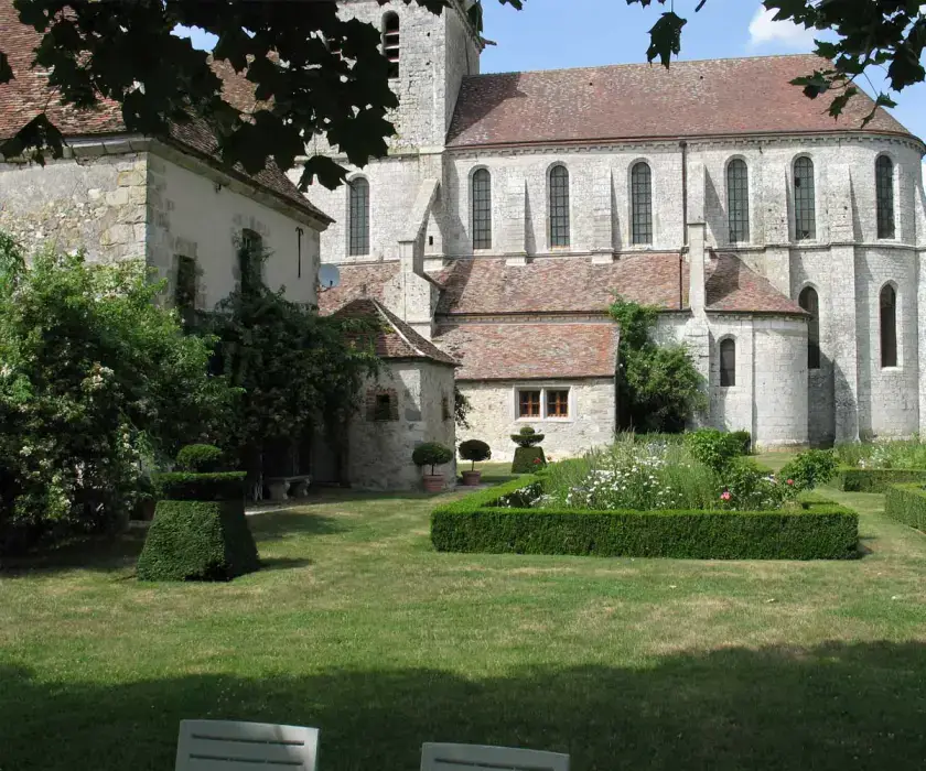 Prieuré de Voulton 2