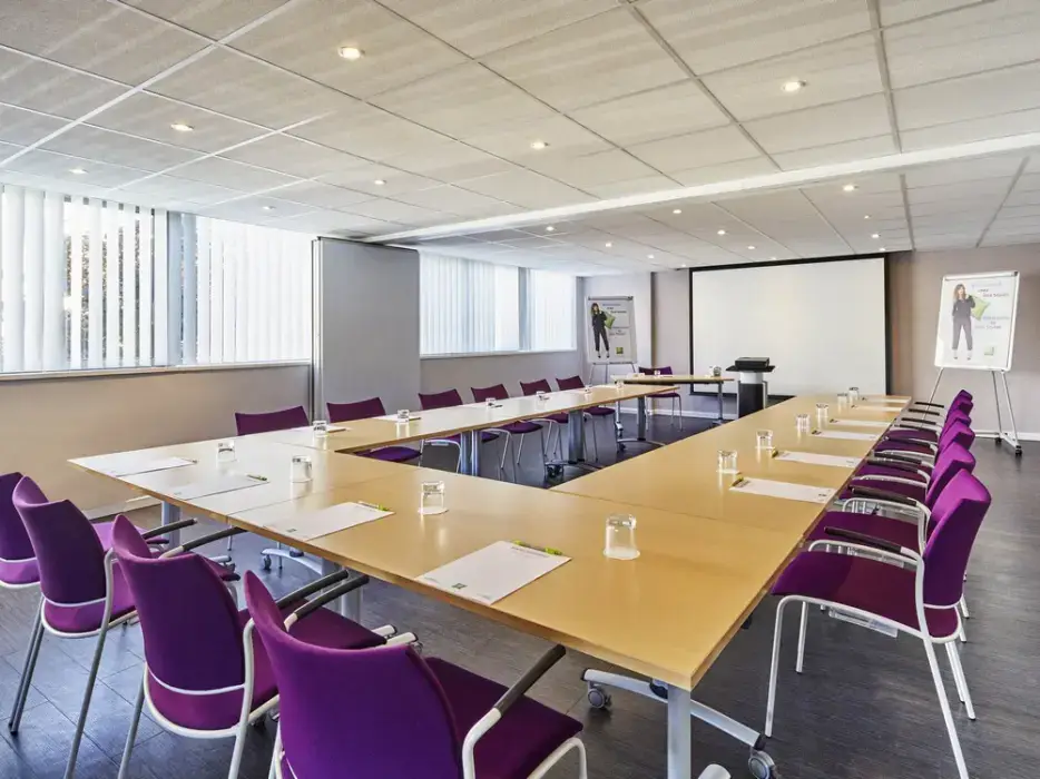 Ibis Styles Evry Lisses 5