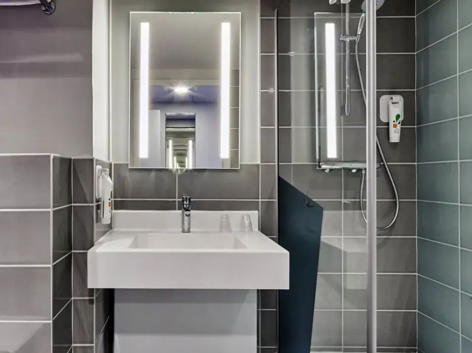 Ibis Styles Evry Lisses 11