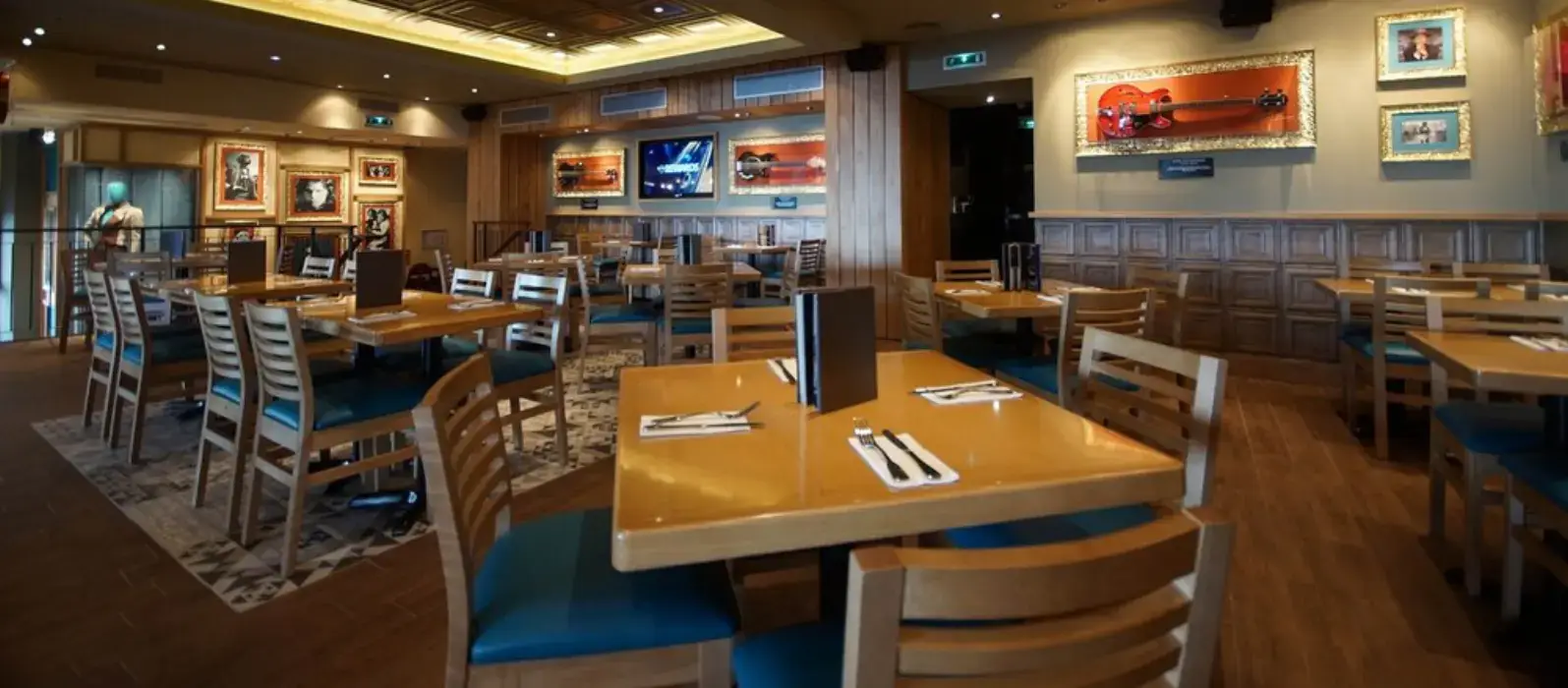 Hard Rock Café 2