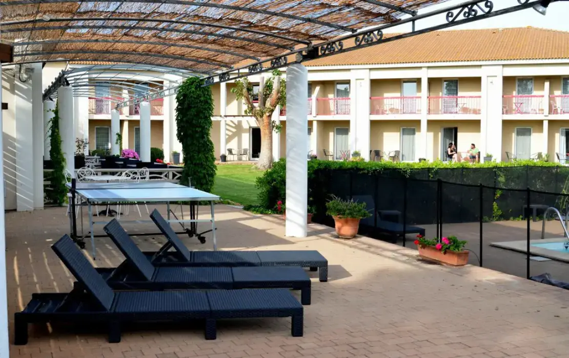 Hôtel des Ponts d'Arles 9