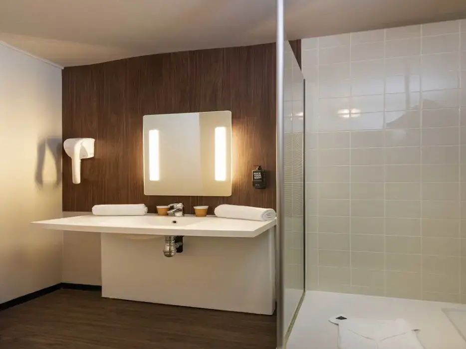 Ibis Styles Rouen Parc Expo Zenith 6