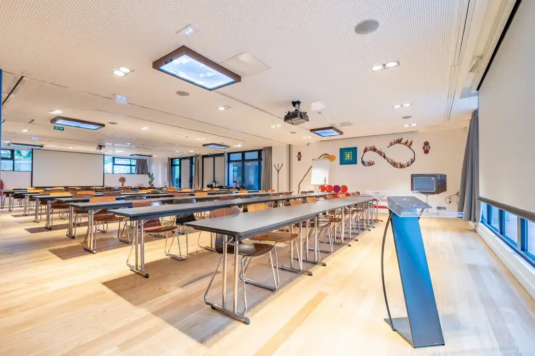 Yooma Urban Lodge 11