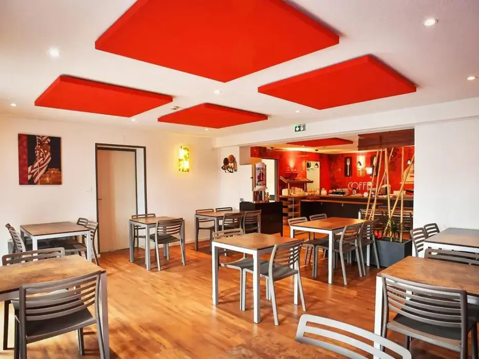 Brit Hotel Saint-Lô 13