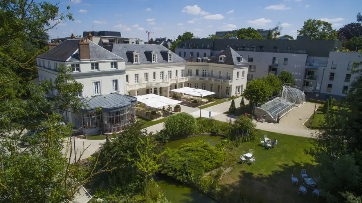Château Belmont Tours The Crest Collection 8