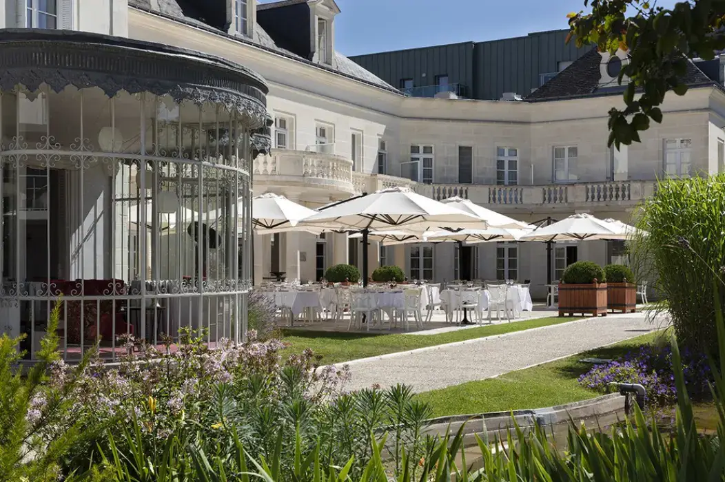 Château Belmont Tours The Crest Collection 9