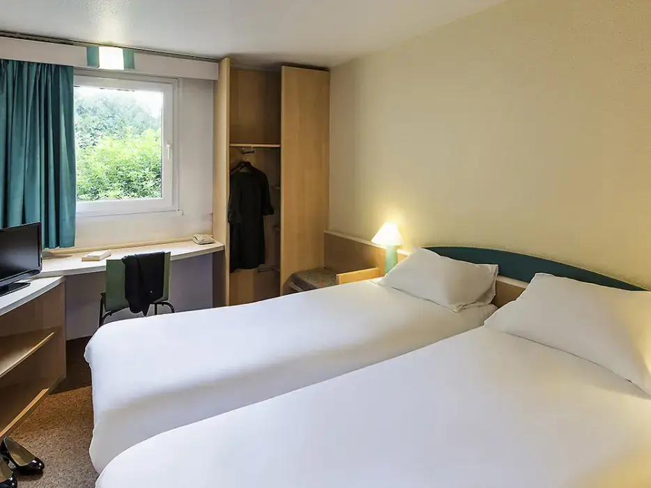 Ibis Rennes Cesson 7