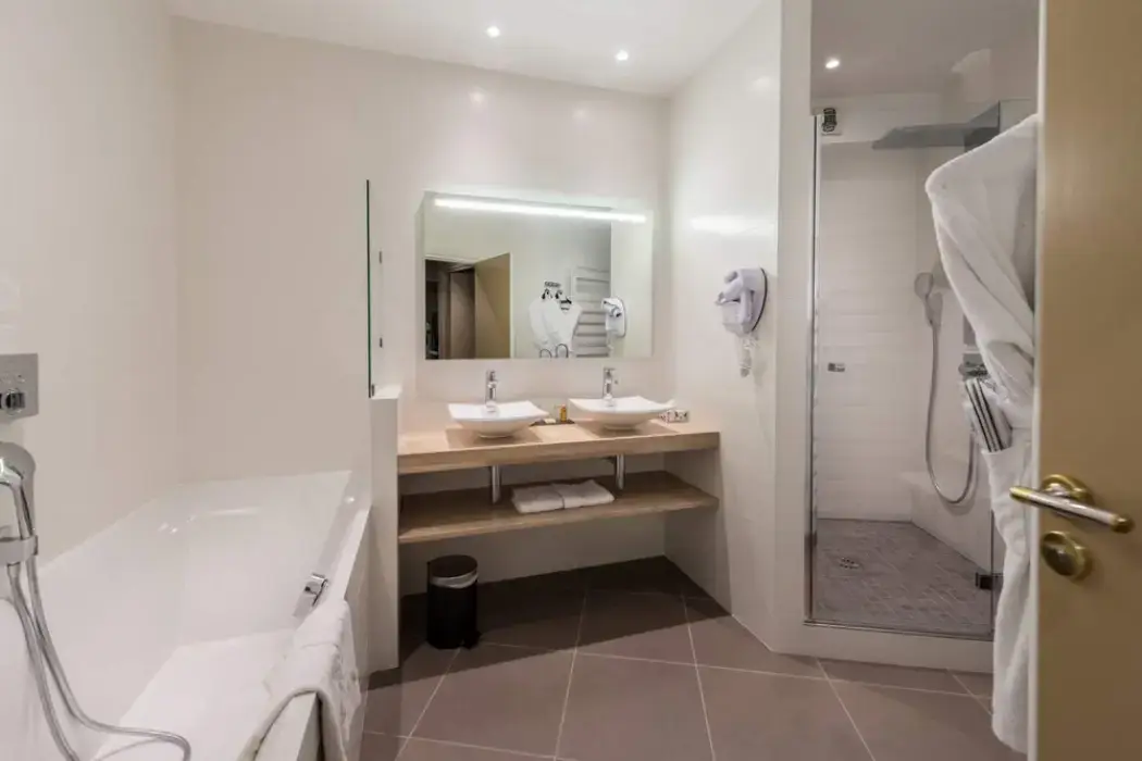 Le Saint Georges Hôtel et Spa 8