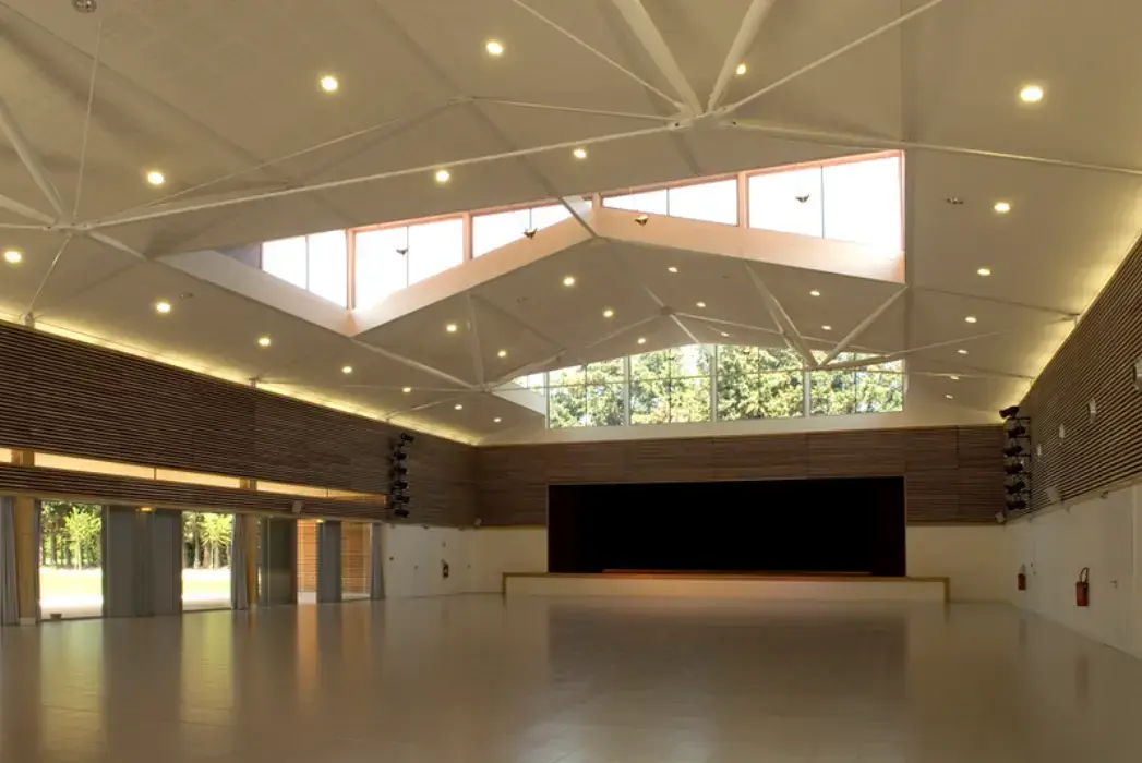 Espace Agora Alpilles 4
