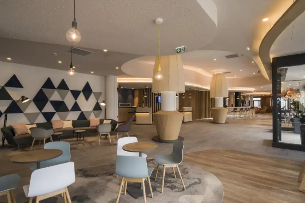 Holiday Inn Express Paris Aéroport CDG 11