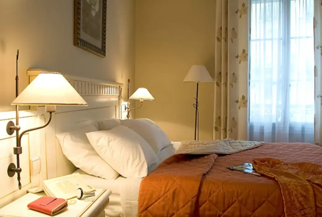 Royal Hôtel Montpellier 8