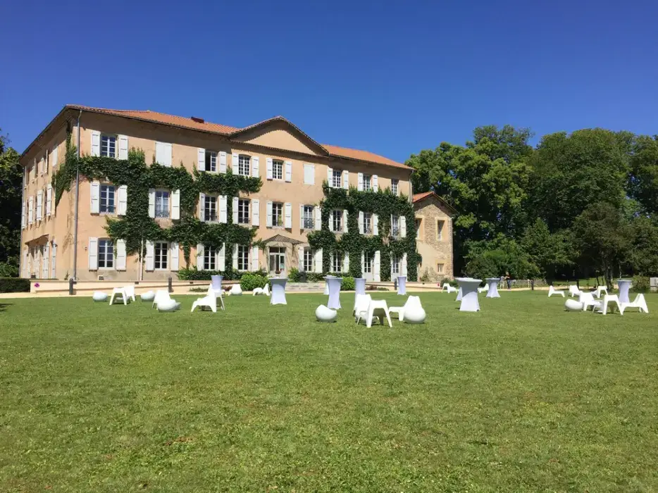 Château de Cesarges 13