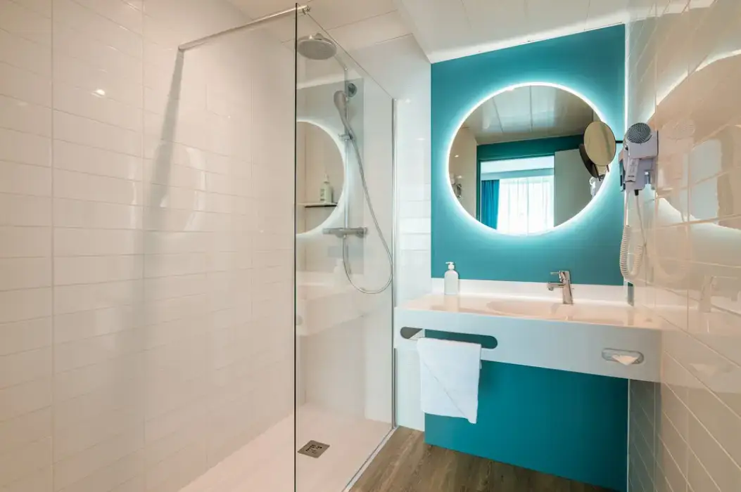 Holiday Inn Reims Centre 5