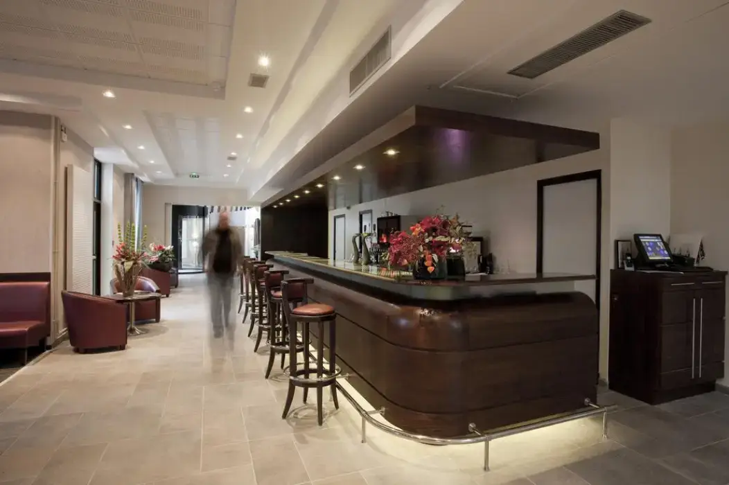 Best Western Plus Hôtel des Francs 8