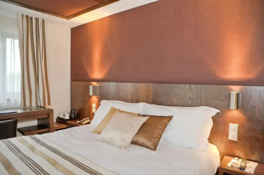 Best Western Plus Hôtel des Francs 9