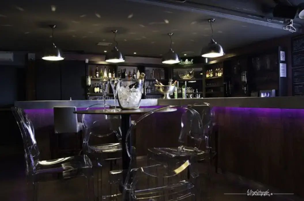 Les Coulisses 7