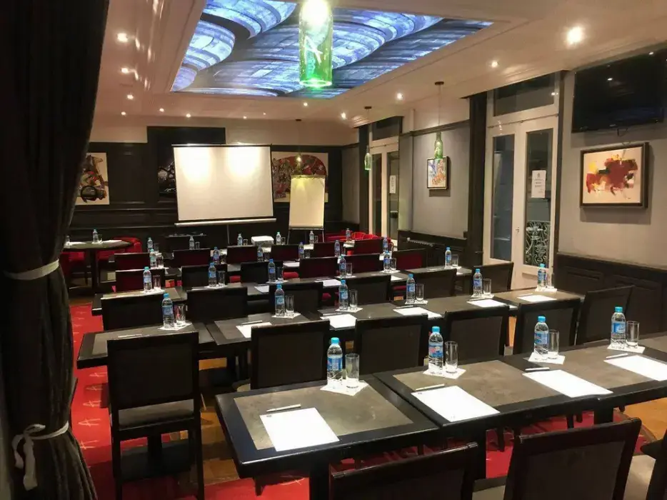 Best Western Le Duguesclin 12