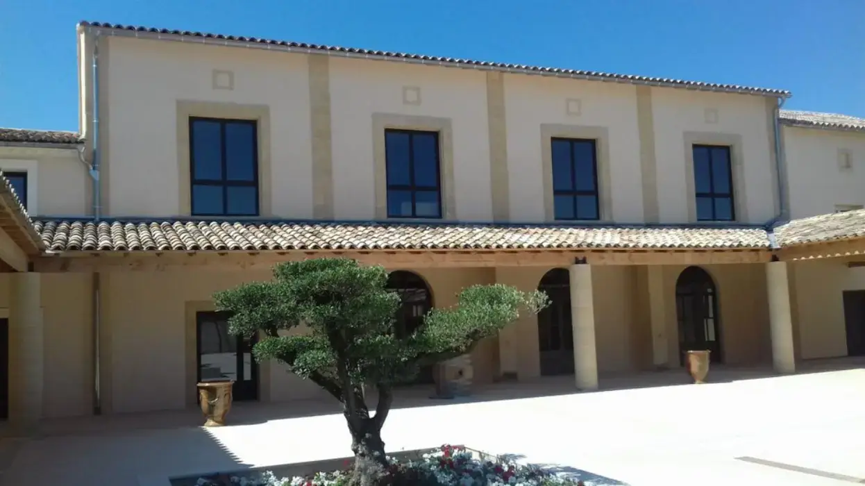 Mas de la Barben 2
