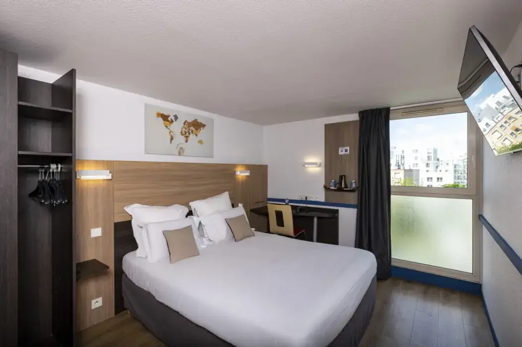 Kyriad Paris Ouest Colombes 3