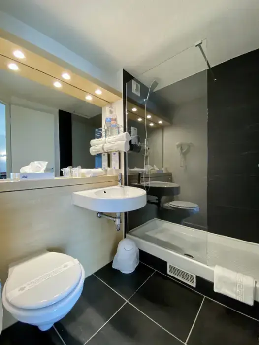 Kyriad Paris Ouest Colombes 4