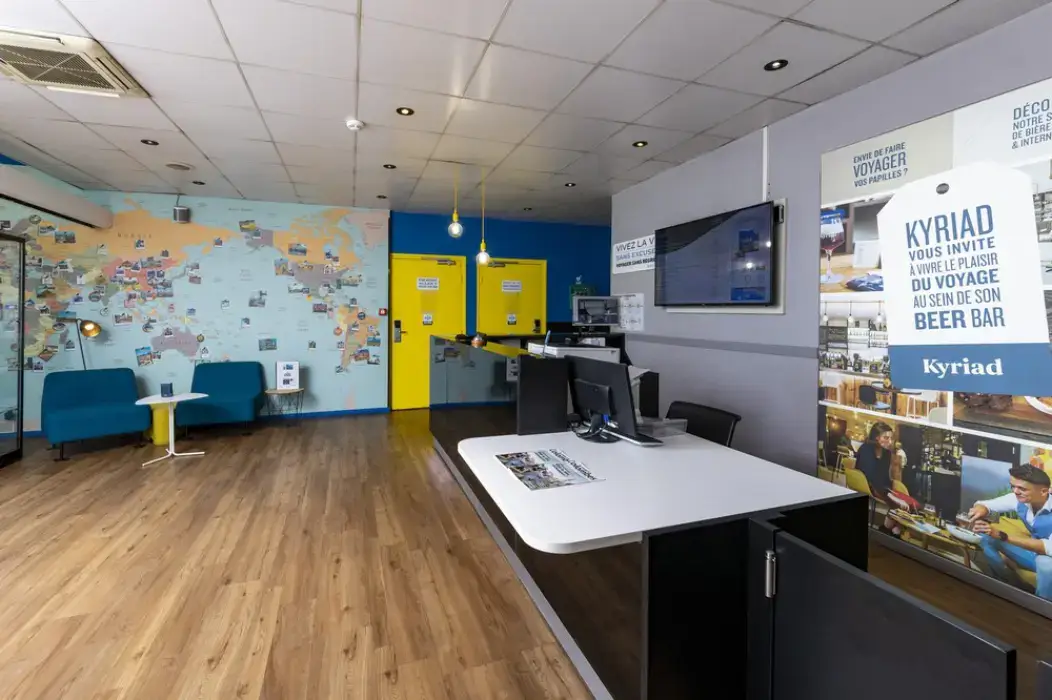 Kyriad Paris Ouest Colombes 7