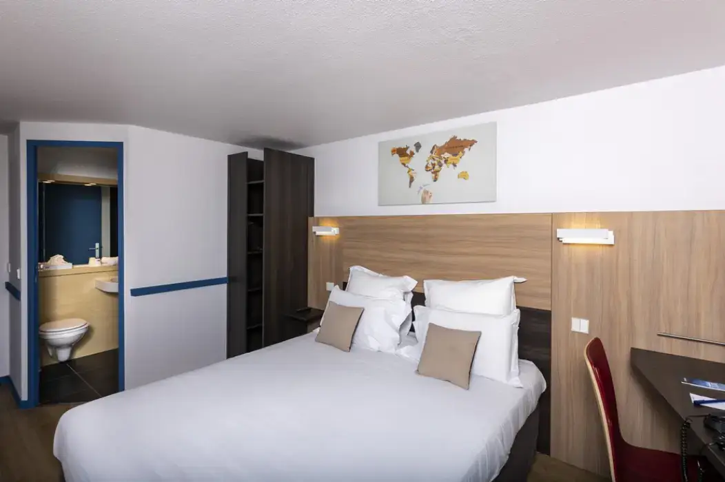 Kyriad Paris Ouest Colombes 15