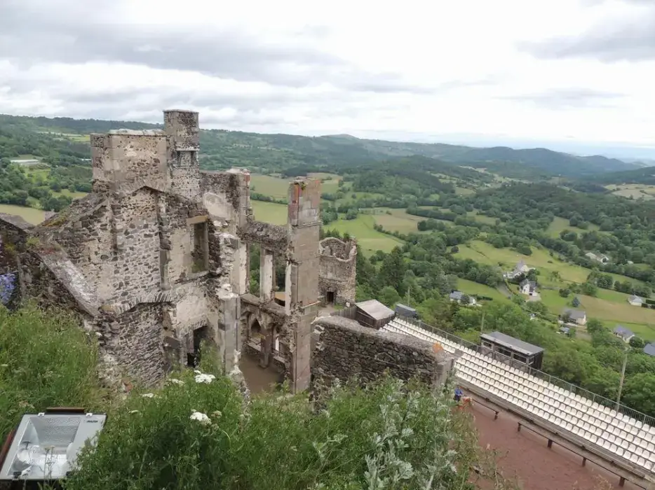 Domaine du Lac Chambon 3